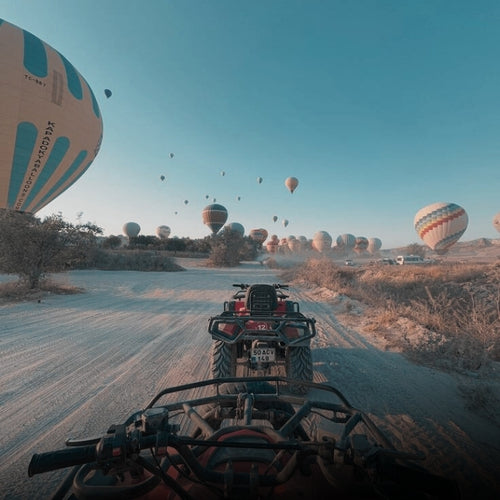 Kapadokya vadilerinde gerçekleşen ATV safari turu deneyimi